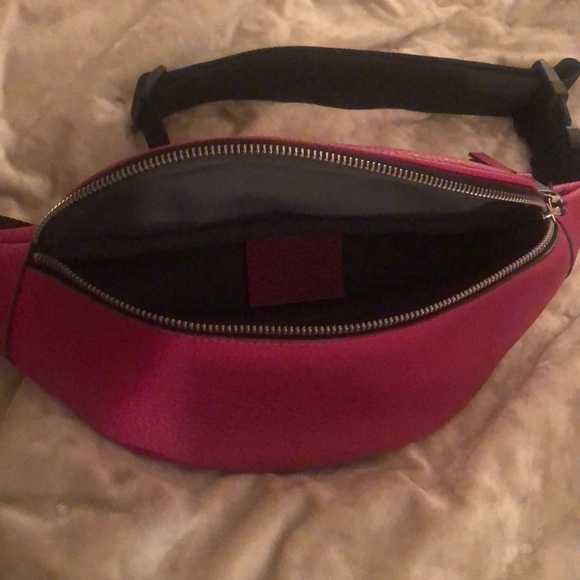 Treasure & Bond Mason pebbled leather belt bag - Picture 5 of 8